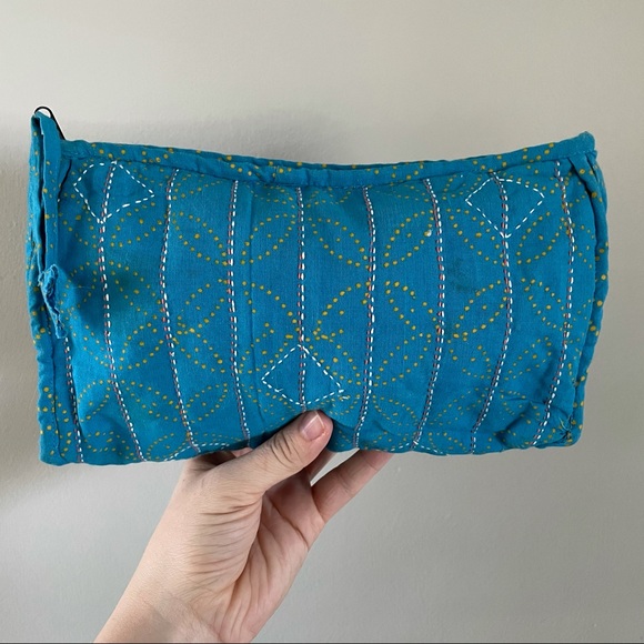 Fair Trade Zippered Organizer Bag - Picture 9 of 14